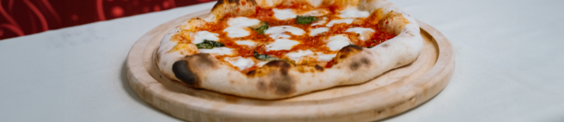 Crustopia - Restaurant  în Târgu Mureş