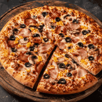 PIZZA ROYAL Pizza la Pizza Rustic din Târgu Mureş