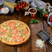 Pizza Quatro Formaggio - 450g Pizza mica la Bada Bing din Târgu Mureş