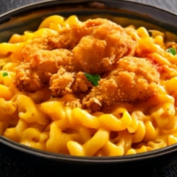 Crispy chicken  Mac & Cheese 400 g MAC & CHEESE  la Rexo LunchBox din Târgu Mureş