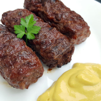 MITITEI Mancăruri gătite si minuturi la Pizza Rustic din Târgu Mureş