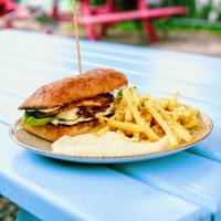 Crazy Chicken Sandwich 400 g THE SANDWICH STATION la J'ai Bistrot din Târgu Mureş