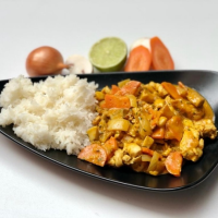 Thai Yellow Curry Rice Box 400 g SPICE OF ASIA la Rexo LunchBox din Târgu Mureş