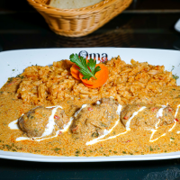 Papricas pui  cartofi/muratura/paine/desert Meniu la Omamix din Târgu Mureş