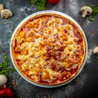 Quatro Carni 610 g PIZZA STANDARD 32 cm (REȚETĂ NOUĂ) la Rexo LunchBox din Târgu Mureş