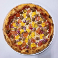 NEW ! Crazy Burger Pizza 690 g PIZZA STANDARD 32 cm (REȚETĂ NOUĂ) la Rexo LunchBox din Târgu Mureş