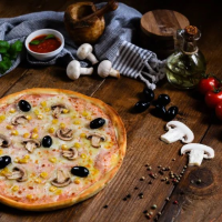 Pizza Quatro Stagioni - 480g Pizza mica la Bada Bing din Târgu Mureş