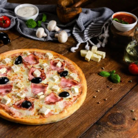 Pizza Arcadia - 400g Pizza mica la Bada Bing din Târgu Mureş