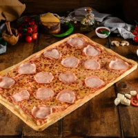 Party Prosciutto Muşchiuleţ - 1.700g Pizza Party la Bada Bing din Târgu Mureş