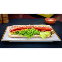 Chicago clasic Hotdog la La Grill din Târgu Mureş