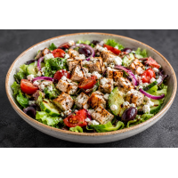 Mediterranean Chicken Salad Chicken salads la Fresh District din Târgu Mureş