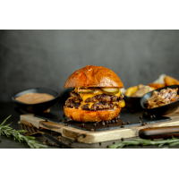 Double KING Smashburger COMBO (with fries & sauce) 350 g / 130 g / 100 g Special Burgers la Negro Cafe - Lounge din Târgu Mureş