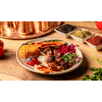 Kuzu Şiş (Frigărui de oaie) Grătar cărbuni & Kebab la Pelit Turkish Cuisine din Târgu Mureş