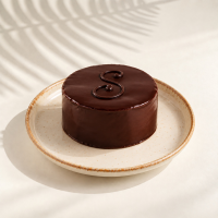 Prajitura Sacher Desert la Roll Master din Târgu Mureş