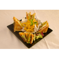 Sandwich Club Sandwich la La Unchiu Teo din Târgu Mureş