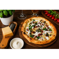 Surf and Turf Pizza la Di Davide din Târgu Mureş