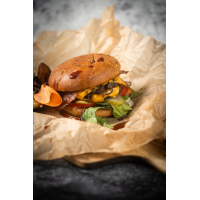 Crispy chicken cheese burger Promo la La Diavolo Home Delivery din Târgu Mureş